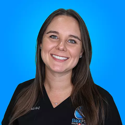 Katelyn Hannabach, asistente médico en BackFit Queen Creek